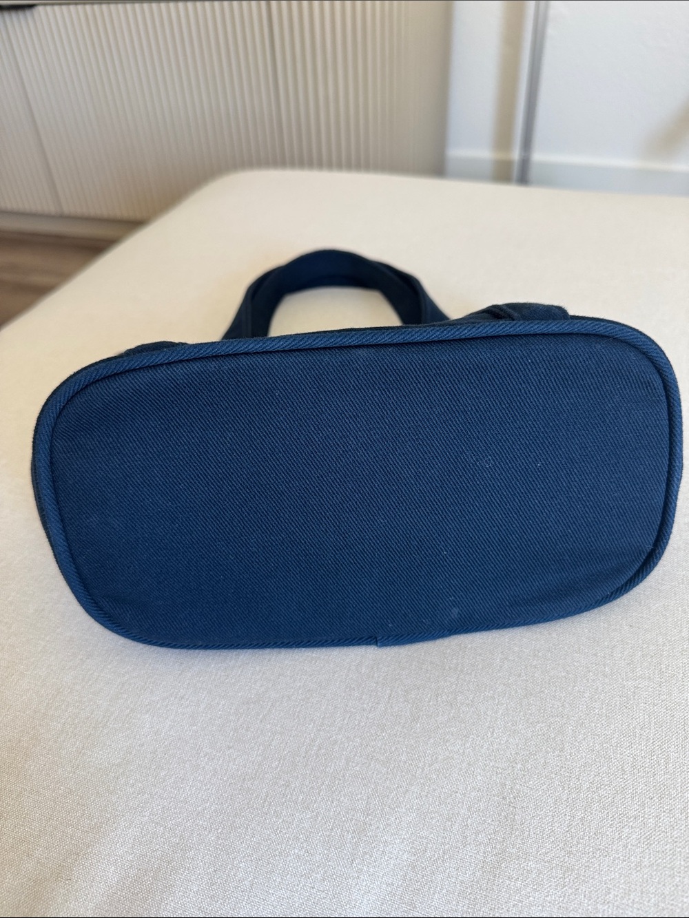 Lululemon Mini Tote - Picture 5 of 6